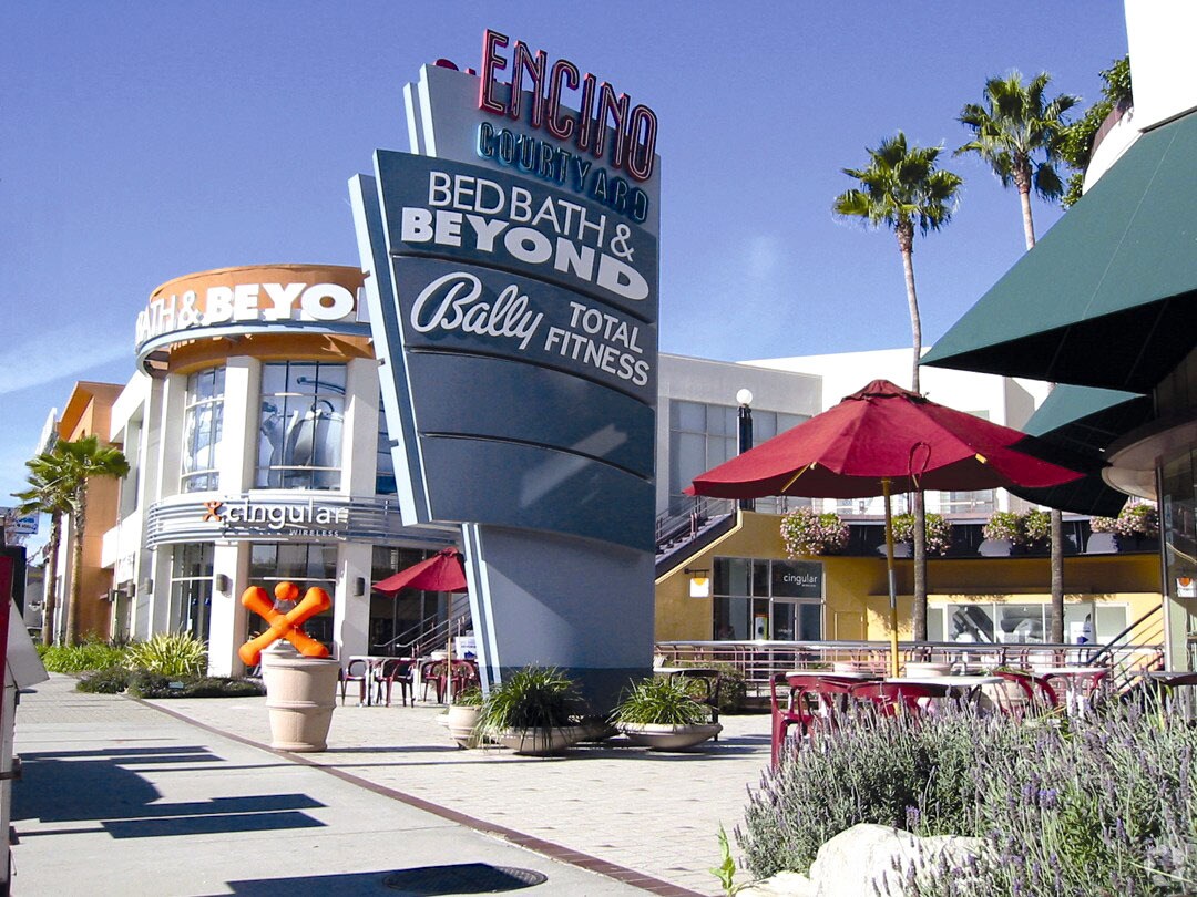 17401 17405 Ventura Blvd Encino Ca 91316 Property For Lease On Alternate Building View 1