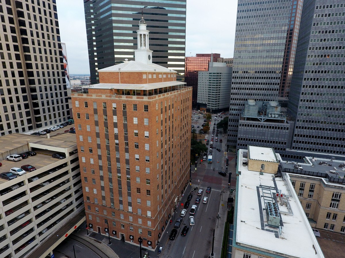 400 n saint paul st dallas tx 75201 property for lease on