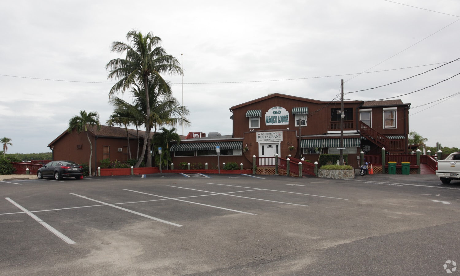 401 Papaya St Goodland Fl 34140 Restaurant Property For On 1 8
