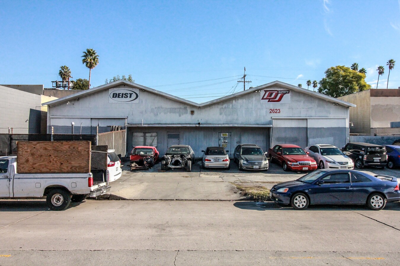 2623 N San Fernando Road-1-4