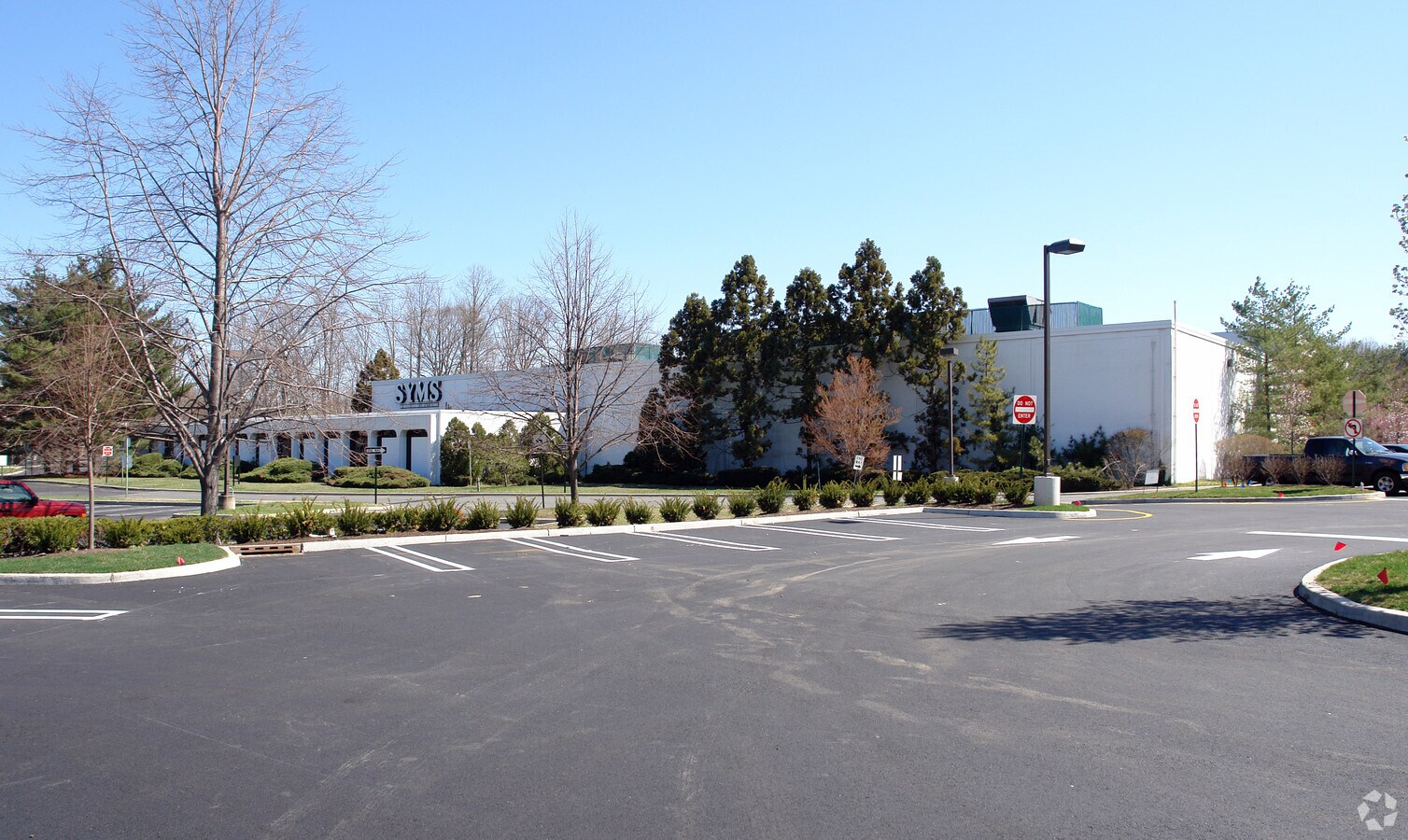 330 N Route 17 Paramus Nj 07652 Freestanding Property For Lease 330 N Route 17 Paramus Nj 07652 Freestanding Property For Lease On Loopnet Com