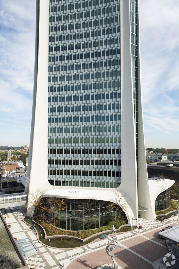 1 Landmark Sq, Stamford, CT, 06901 Property For Lease on
