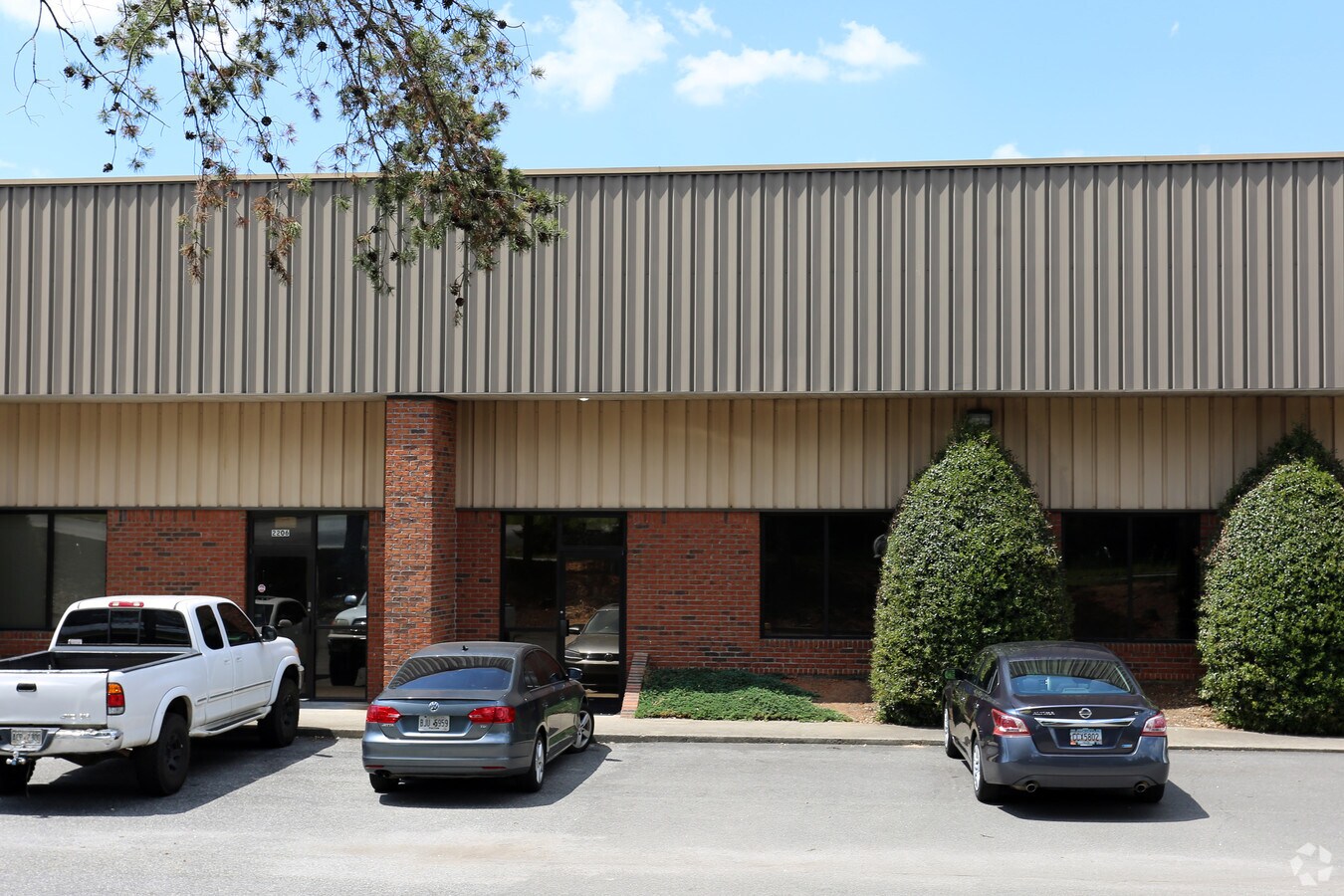 22002210 McFarland 400 Blvd, Alpharetta, GA, 30004 Warehouse