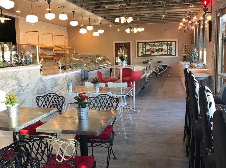 Round Table Bascom Ave San Jose Elcho 923 S Bascom Ave San Jose Ca 95128 Retail For Lease On Cityfeet Com Credit To