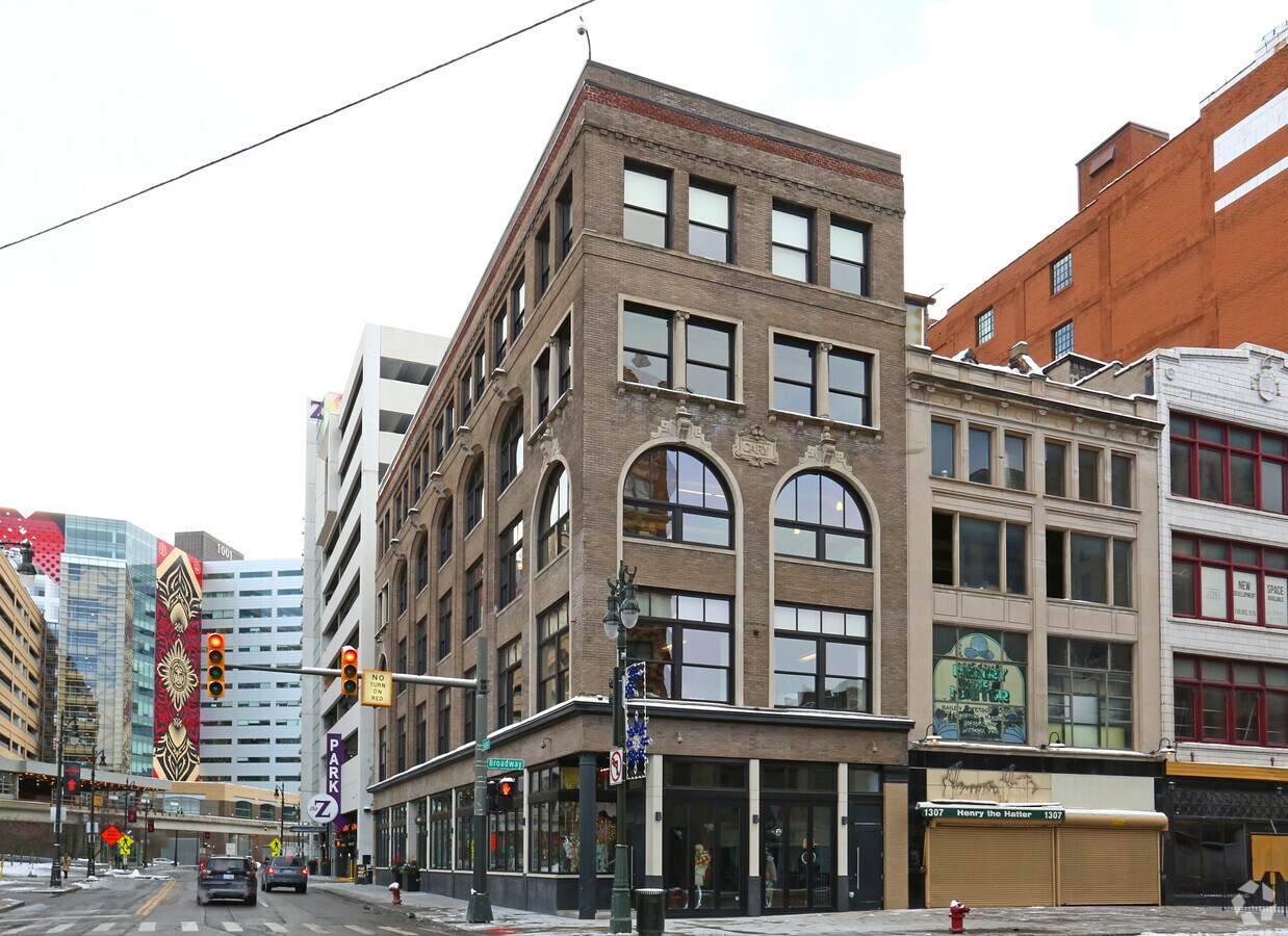1301 Broadway St, Detroit, MI, 48226 Property For Lease on