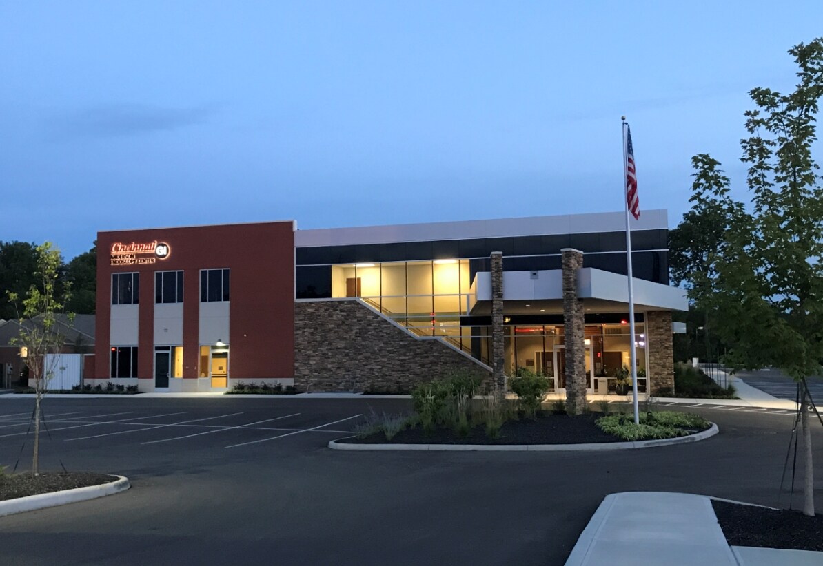 7661 Beechmont Ave, Cincinnati, OH, 45255 Medical Property For Lease