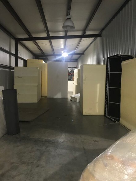 3320 W St Pensacola Fl 32505 Warehouse Property For On 3320 W St Pensacola Fl 32505 Warehouse Property For On Loopnet