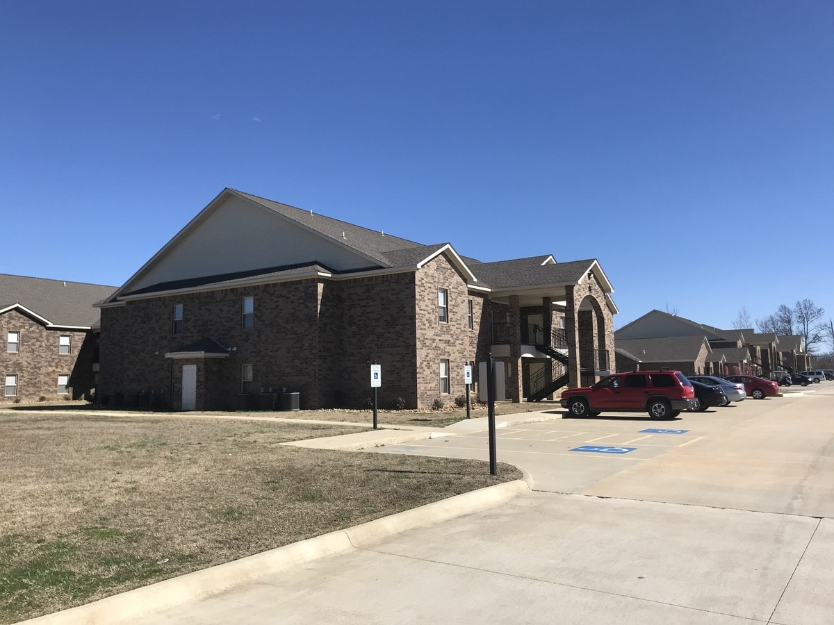 3320 Caraway Commons Dr, Jonesboro, AR, 72404 Apartments Property For