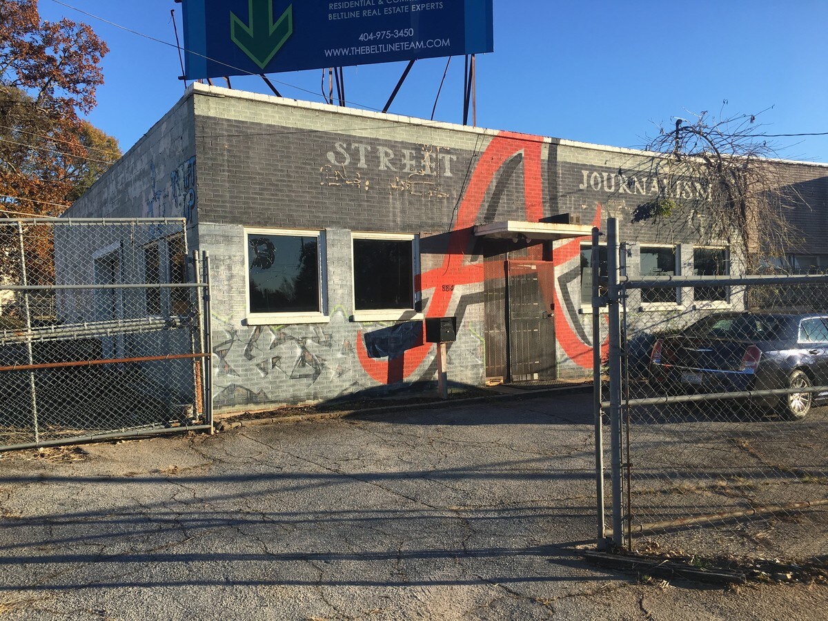 Front Street View