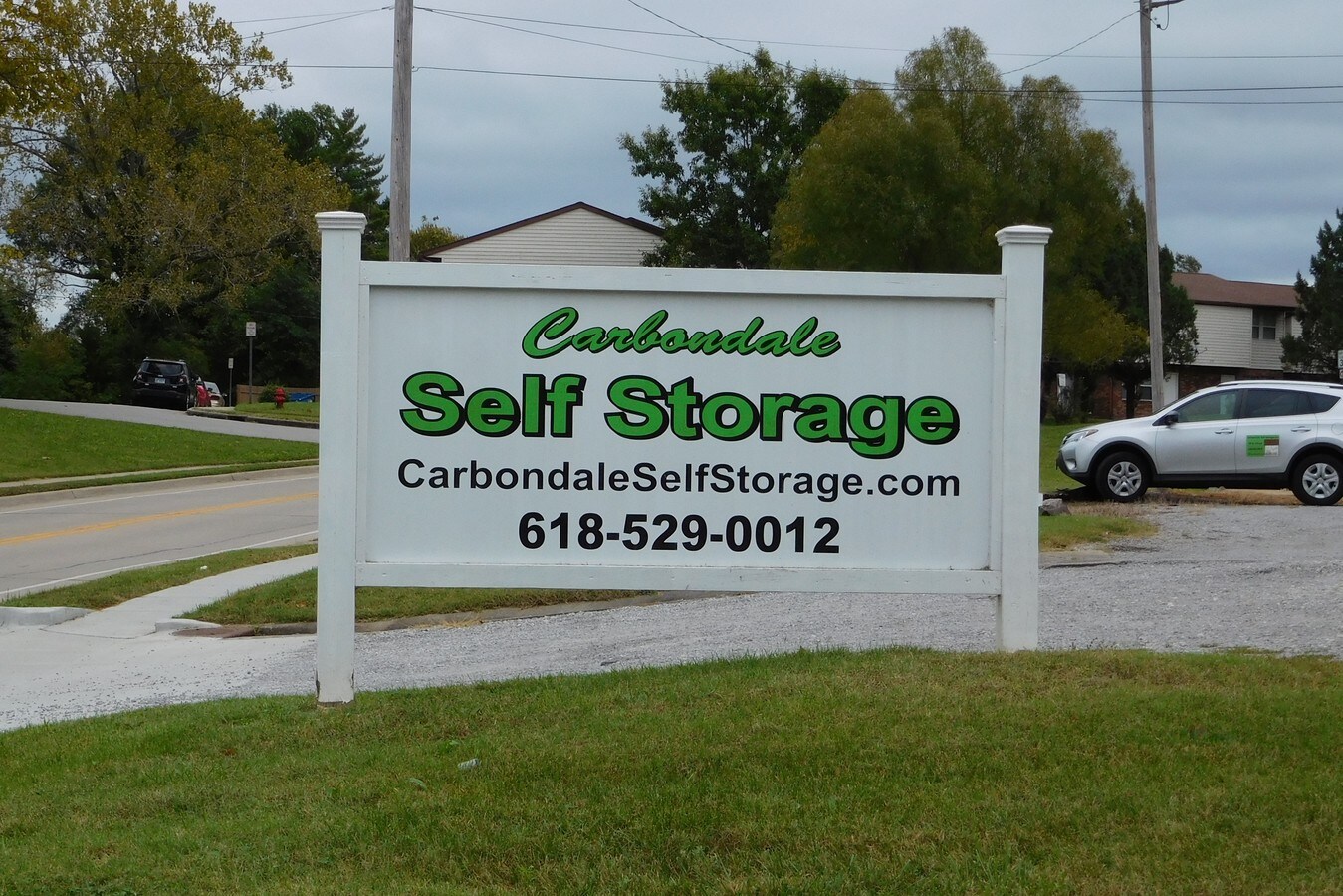 707 E College St Carbondale Il 62901 Self Storage Property For Dscn0958