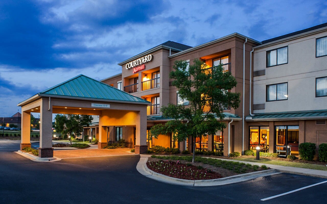 2620 Legends Pky Prattville Al 36066 Hotel Property For On Courtyard Prattville