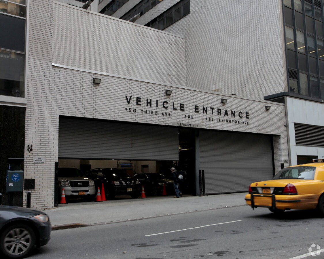485 Lexington Ave, New York, NY, 10017 Property For Lease on