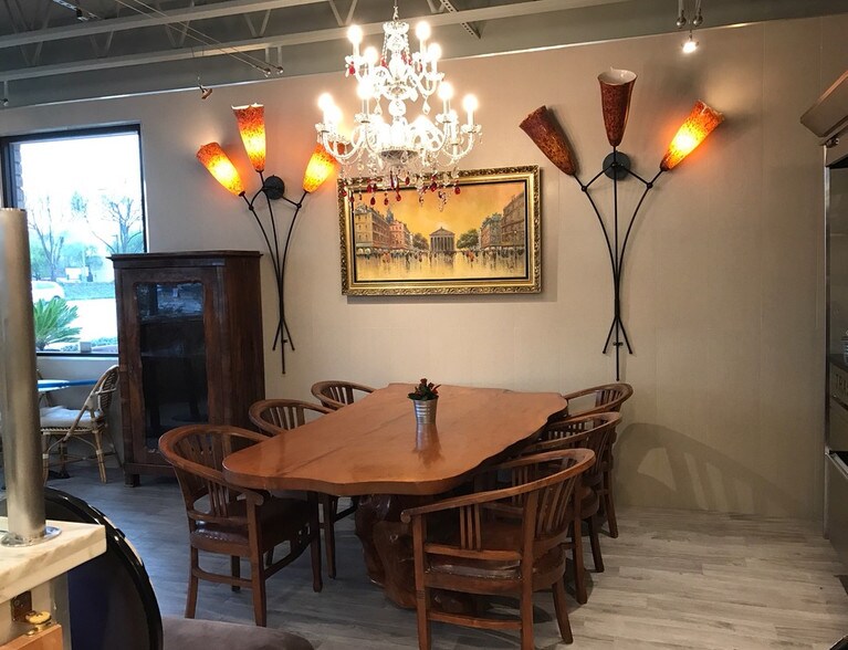 Round Table Bascom Ave San Jose Elcho 923 S Bascom Ave San Jose Ca 95128 Retail For Lease On Cityfeet Com Credit To