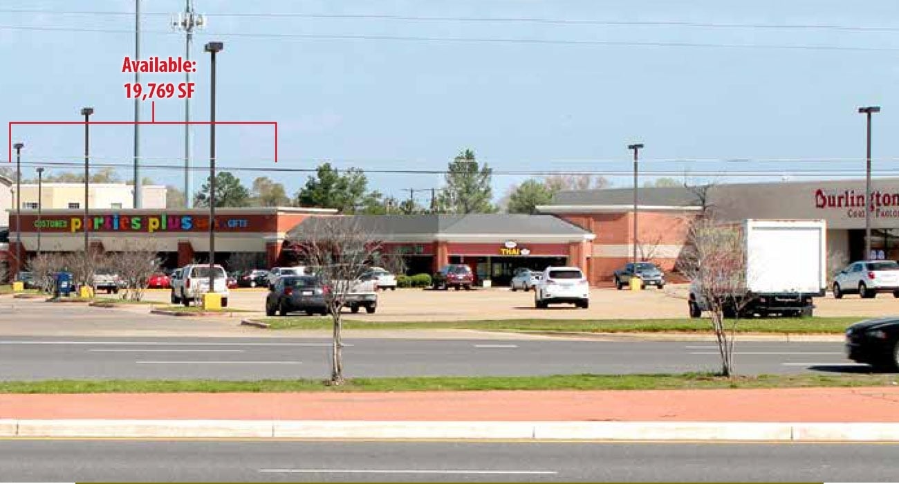 103 W Loop 281, Longview, TX, 75605 Property For Lease on