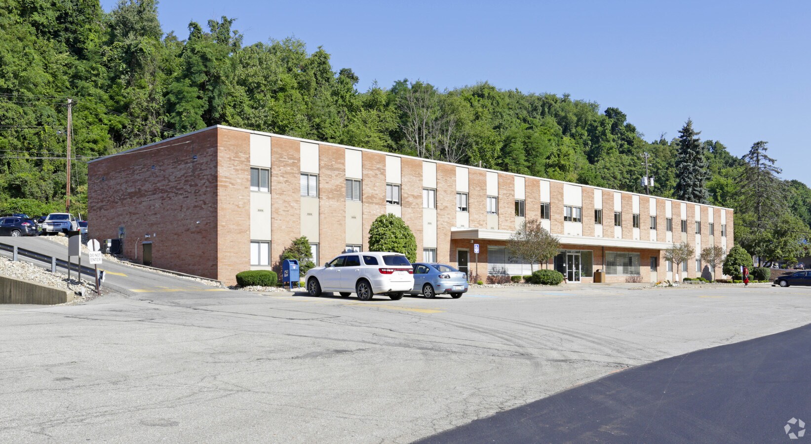 4725 McKnight Rd, Pittsburgh, PA, 15237 Property For Lease on