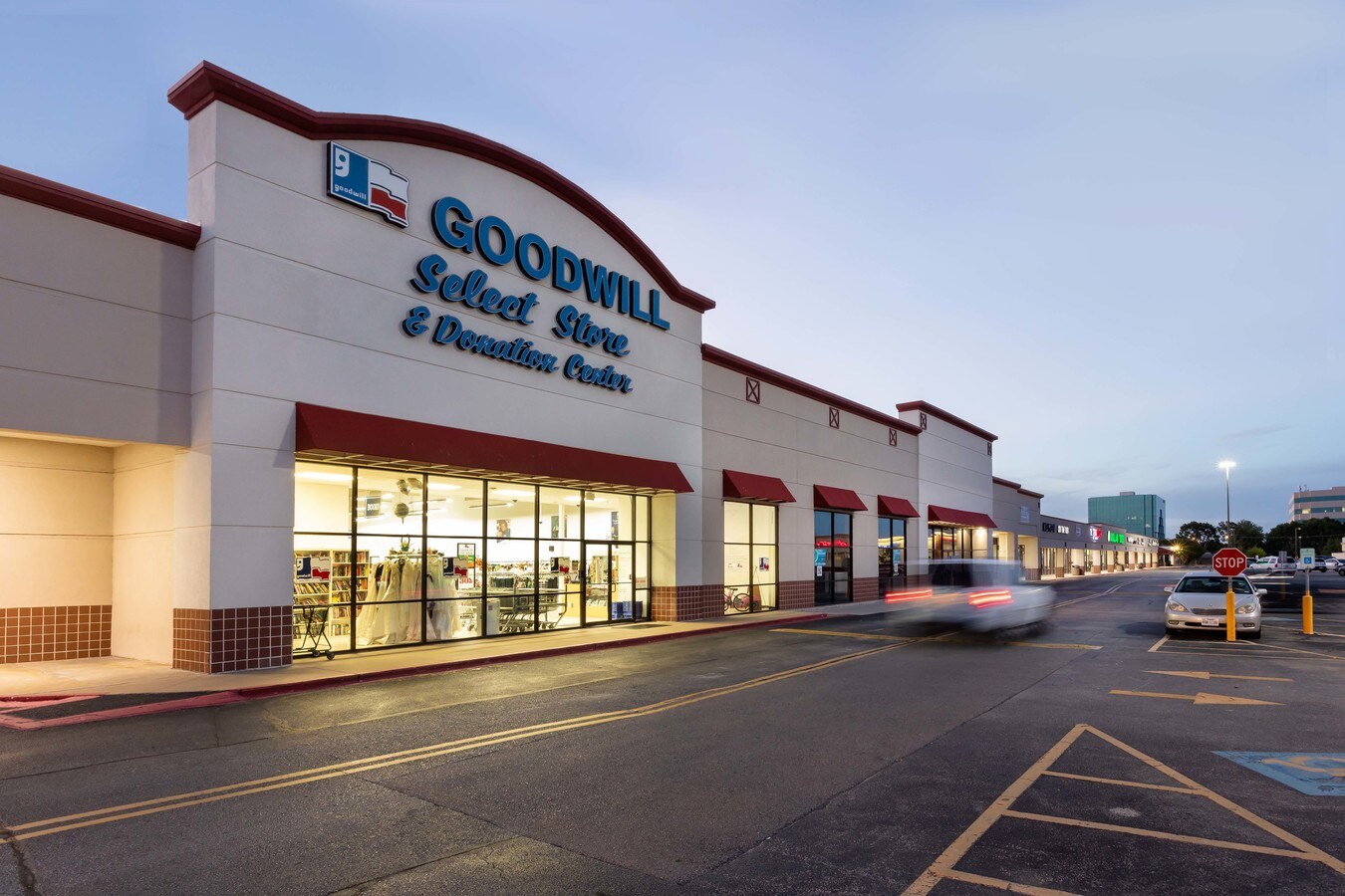 2409-2469 Bay Area Blvd, Houston, TX, 77058 - Property For Lease on LoopNet.com