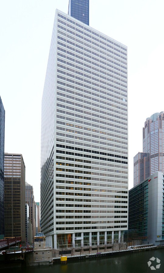 200 S Wacker Dr, Chicago, IL, 60606 Property For Lease on