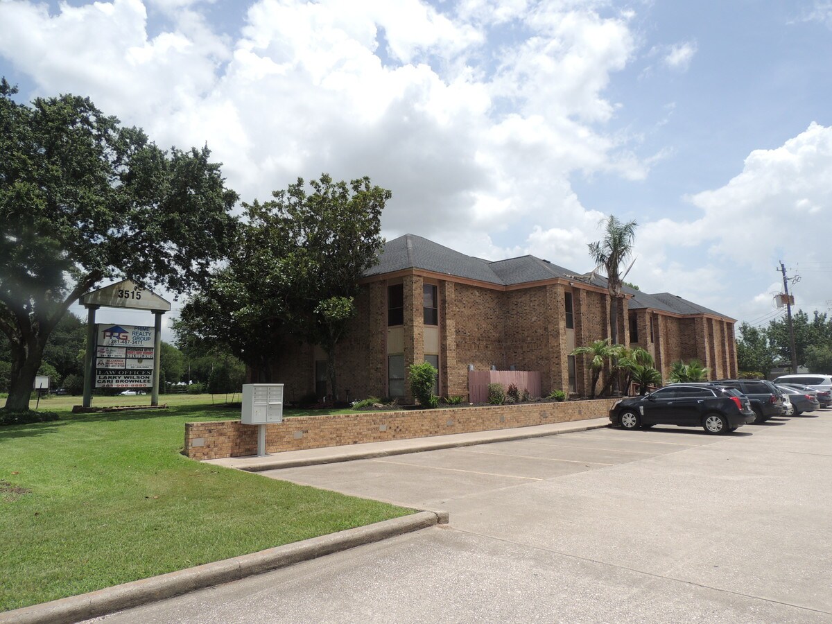 3515 Preston Ave, Pasadena, TX, 77505 Medical Property For Lease on