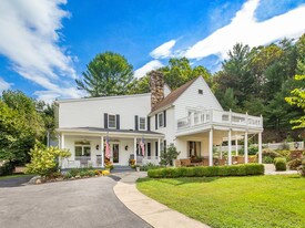 North Carolina Hotels For Loopnet 132 Old Jims Branch Rd Swannanoa Nc