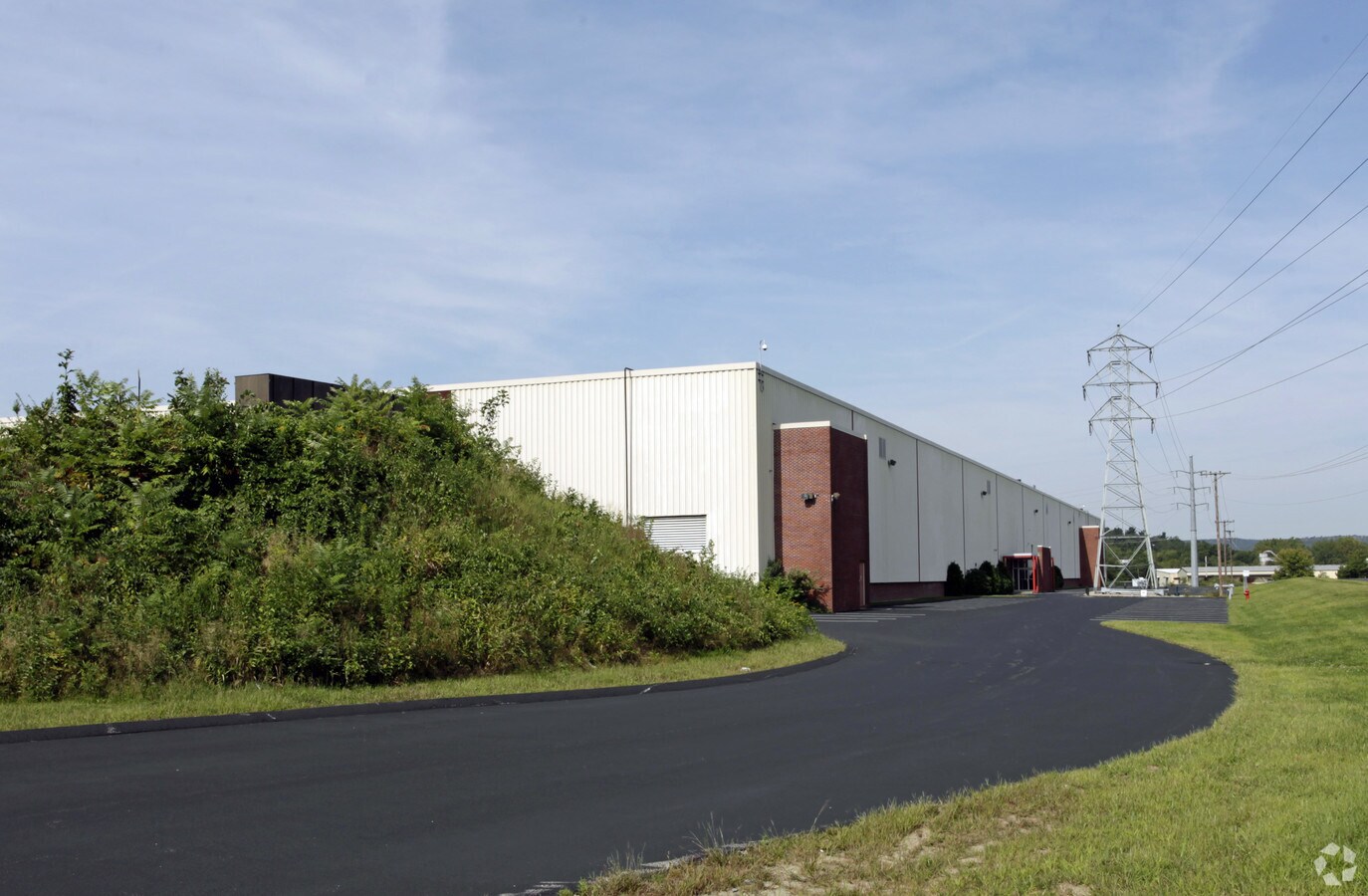 28 Millbury St, Auburn, MA, 01501 Warehouse Property For Lease on