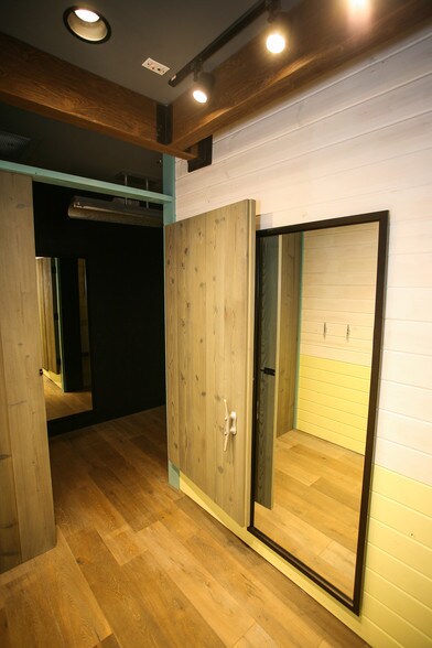View Photo