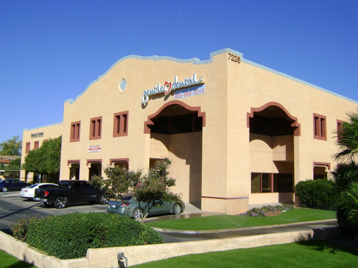 7225 N Mona Lisa Rd, Tucson, AZ, 85741 Medical Property For Lease on