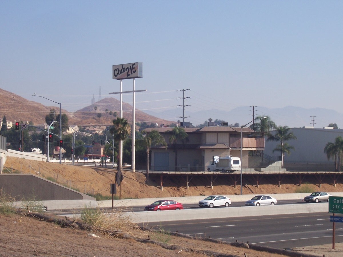 2680 S La Cadena Dr, Colton, CA, 92324 Restaurant Property For Lease