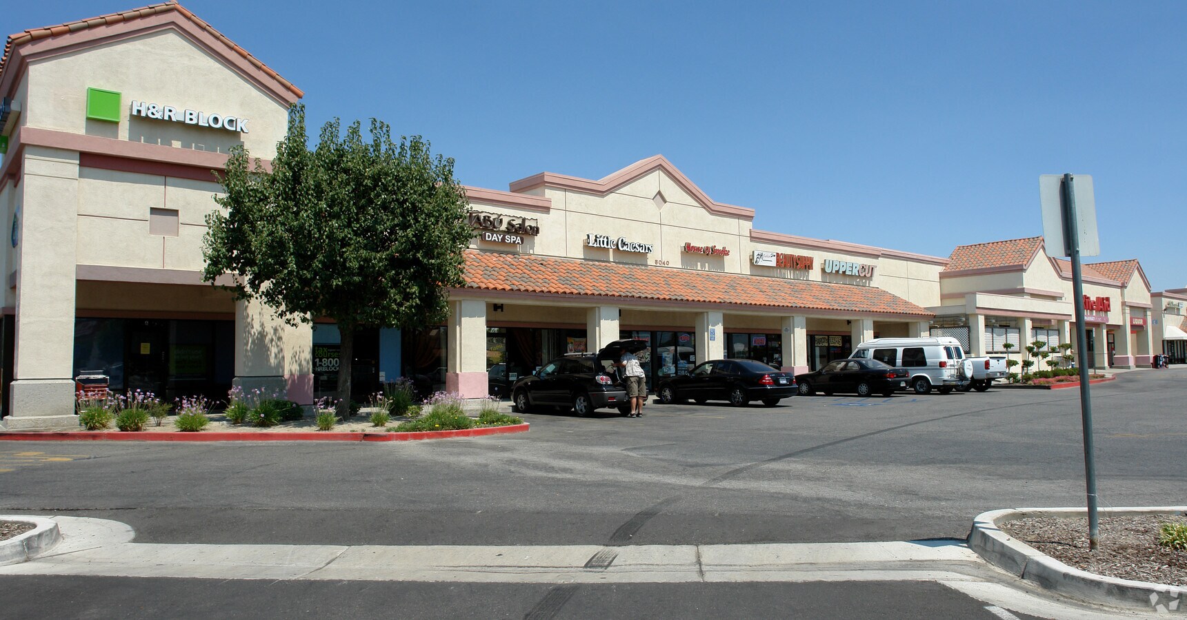 8040 White Ln, Bakersfield, CA, 93309 Property For Lease on