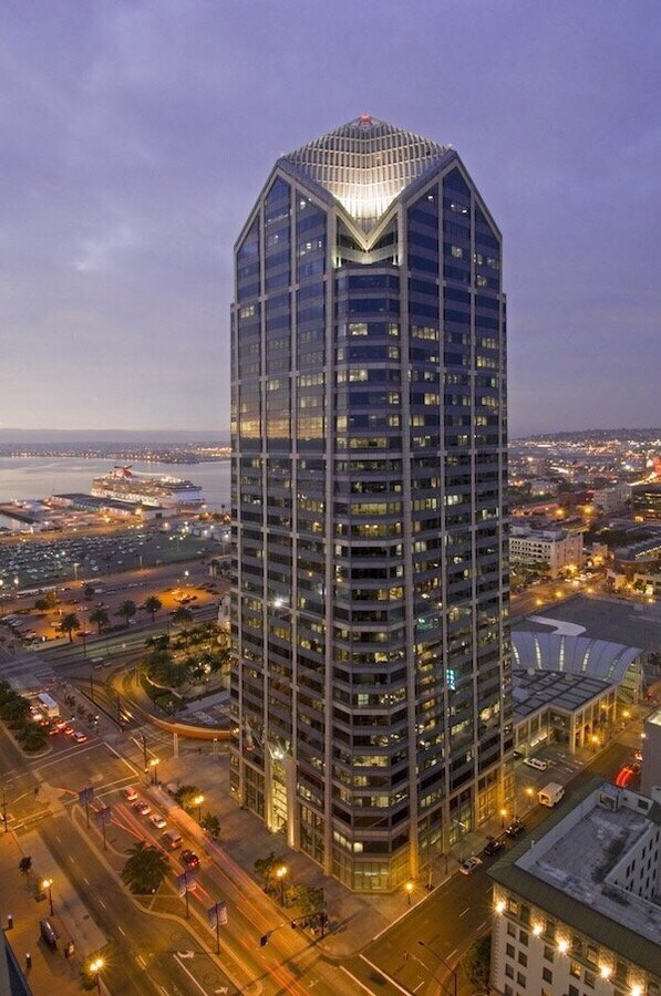 600 W Broadway, San Diego, CA, 92101 Property For Lease on