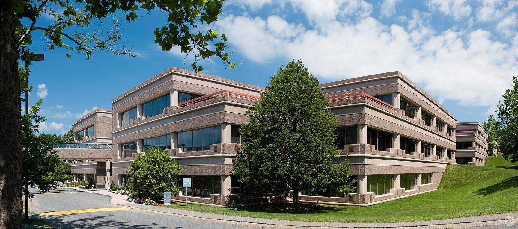 404 Wyman St Waltham Ma 02451 Property For Lease On Loopnet Com