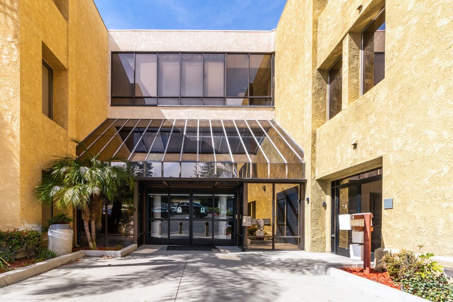 Private Storage Systems Escondido Dandk Organizer